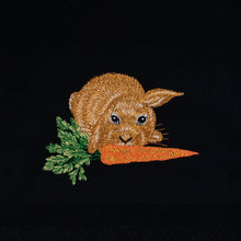 Lade das Bild in den Galerie-Viewer, Geschirrtuch Hase mit Karotte, schwarz