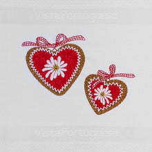 Load image into Gallery viewer, Geschirrtuch 2 Herzen mit Edelweiß, weiß