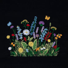 Load image into Gallery viewer, Geschirrtuch Blumenwiese, schwarz
