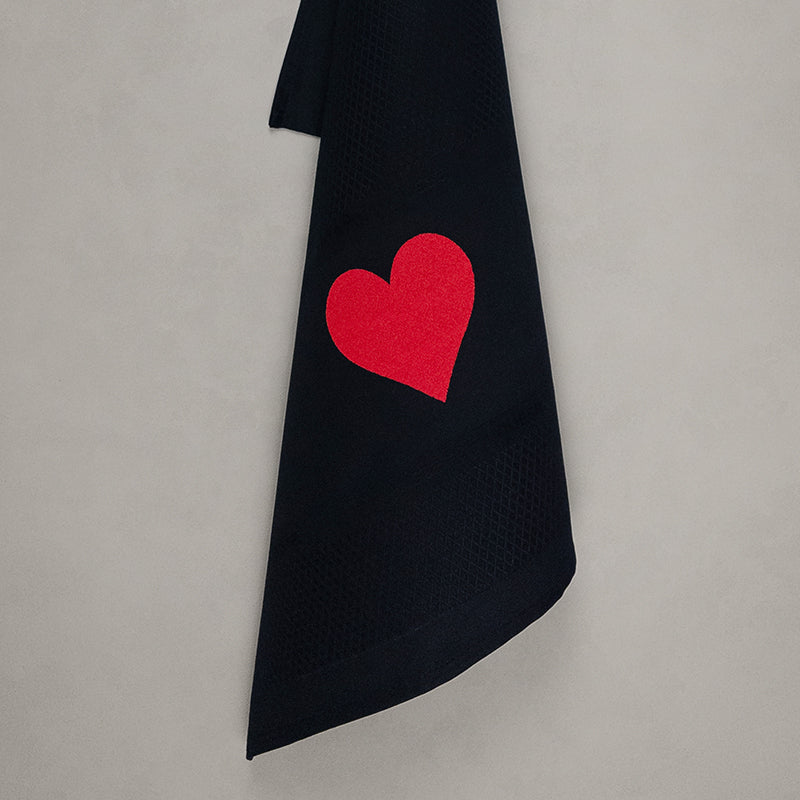 Tea towel heart, black