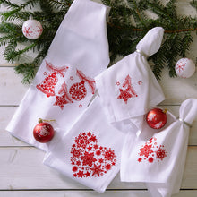 Lade das Bild in den Galerie-Viewer, Serviette Weihnachtsherz, weiß

