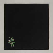 Lade das Bild in den Galerie-Viewer, Serviette Olive, schwarz
