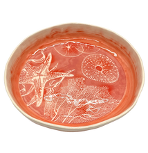 Lade das Bild in den Galerie-Viewer, Recife Serving Plate coral
